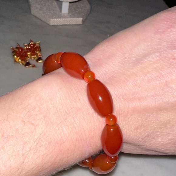Vintage Jewelry - Vintage Carnelian Beaded Bracelet